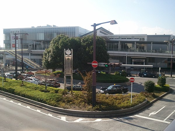 600px-Shin-Keisei_Kita-Narashino_station_east_20121107.jpg