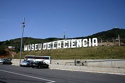 Cartel del Museo de la Ciencia, actualmente llamado CosmoCaixa.