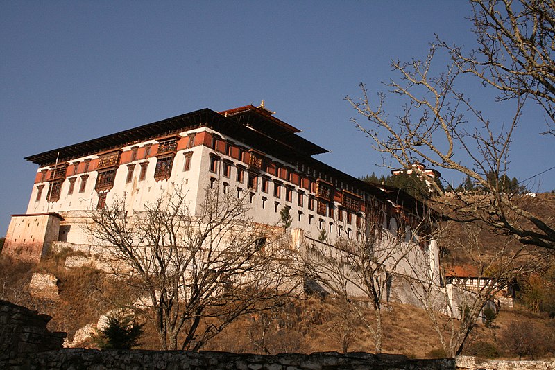 File:Bhutan dzong at paro.jpg