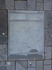 "Lese-Zeichen" ("Book marks"), commemorating the burning of the books on 10 May 1933 at the Bonner Marketplace Buchdenkmal-marktplatz-bonn-02.jpg