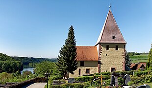 Iglesia fortificada de Urphar.