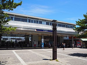 八景岛站（2015年7月）