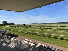 Le champ de courses, côté ouest.