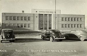 Съдебната палата на окръг Ренвил. Снимано през 1940г.