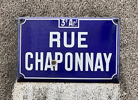 Voir la plaque.