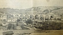Vielle photo noir et blanc du viaduc avec 9 arches.