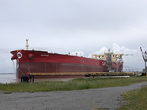 Amyntas, a brand new ULCC inaugurated in February 2019 berthing at Donges / Saint-Nazaire (France). AMYNTAS Donges 1 by NS.jpg