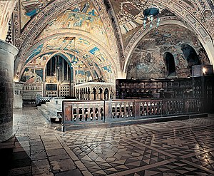 L'altare maggiore della Basilica inferiore di ...