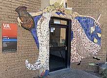 The Visual Arts Building at the Bendigo Campus Bendigo Visual Arts Building Entrance.jpg