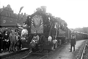 NWE 51 oder 52 mit einem Walpurgiszug (1932)