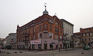 Edificio en la plaza del mercado.