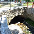 Einbogige Granitbrücke über das Lange Wasser