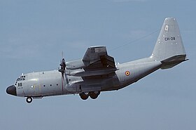 Un Lockheed C-130 Hercules de la Force aérienne belge, similaire à celui impliqué dans l'accident.