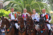 Sardinian Cavalcade [it] Oliena - Costume tradizionale (19).JPG