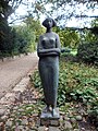 Große Stehende (1957/1958), Bronze. Alsterpark, Hamburg-Rotherbaum