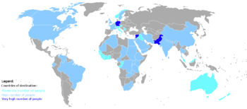 Map showing destination countries of refugees ...
