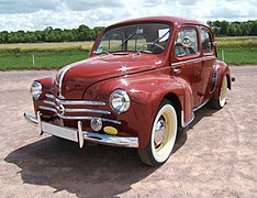 Renault 4CV.