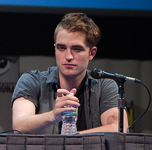 English: Robert Pattinson at the Comic-Con 2011.