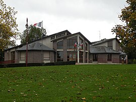 The town hall in Saint-Martin-le-Nœud