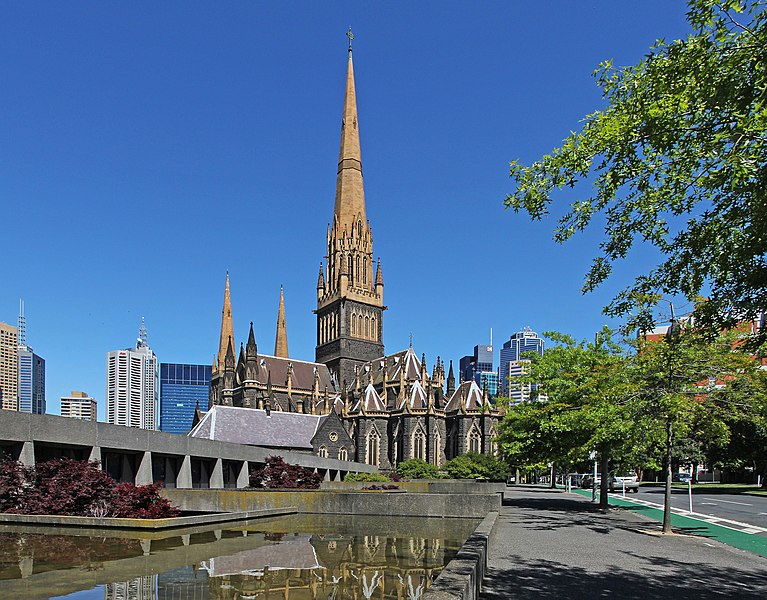 767px St Patrick%27s Cathedral Gothic Revival Style %28East Side%29 世界1住みやすい都市ランキング発表！
