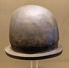 Casque étrusque - Bronze - première moitié du Ve siècle. Avant J.-C. musée archéologique national de Venise