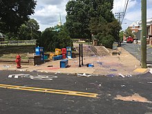 The edge of Lee Park after police cleared the area After the clash (36421686882).jpg