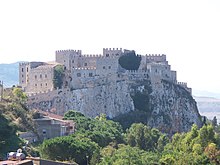 The Castello di Caccamo in Caccamo, western Sicily. Rugged terrain and fortified towns posed a major challenge to invading armies during the War of the Sicilian Vespers. Castello di Caccamo - panoramio.jpg