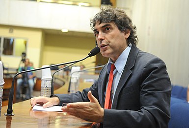 State Deputy Carlos Giannazi (PSOL) from São Paulo