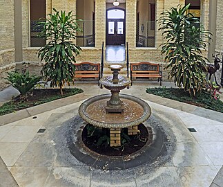Courthouse atrium (2015)
