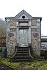 Garden shed of the house Place Werth 36-38 (the facade, the roof, the staircase, the cellar and the historical elements of the interior)