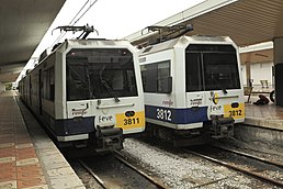 3800 serieko bi tren Santanderko geltokian