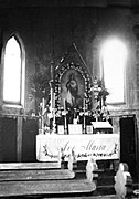 Oltář s obrazem Panny Marie