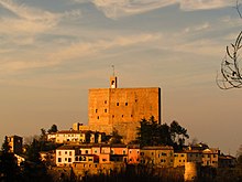 Castello di Montefiore Conca, Montefiore Conca La rocca ed il suo borgo al tramonto.jpg