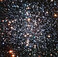 Messier 4 contains several tens of thousand stars and is noteworthy in being home to many white dwarfs.[۸]