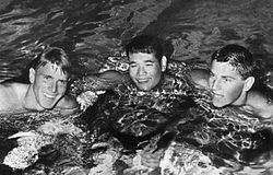 Yamanaka (keskellä) Rooman kesäolympialaisissa 1960.
