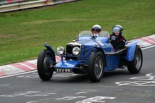 Riley TT Sprite, modèle 1937, en démonstration sur le Nürburgring, lors de l'Oldtimer Festival. (définition réelle 3 056 × 2 037)