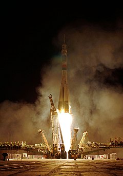 Soyuz TMA-01M rocket launches