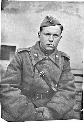 Лейтенант В. Быков на фронте, Румыния, 1944