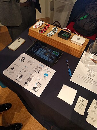 Showing offline Wikipedia through leaflets, a tablet and Kiwix boxes