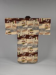 Back view of a men's brown and cream kimono.