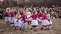 Setkání masopustních průvodů z Roztok a Únětic na Holém vrchu