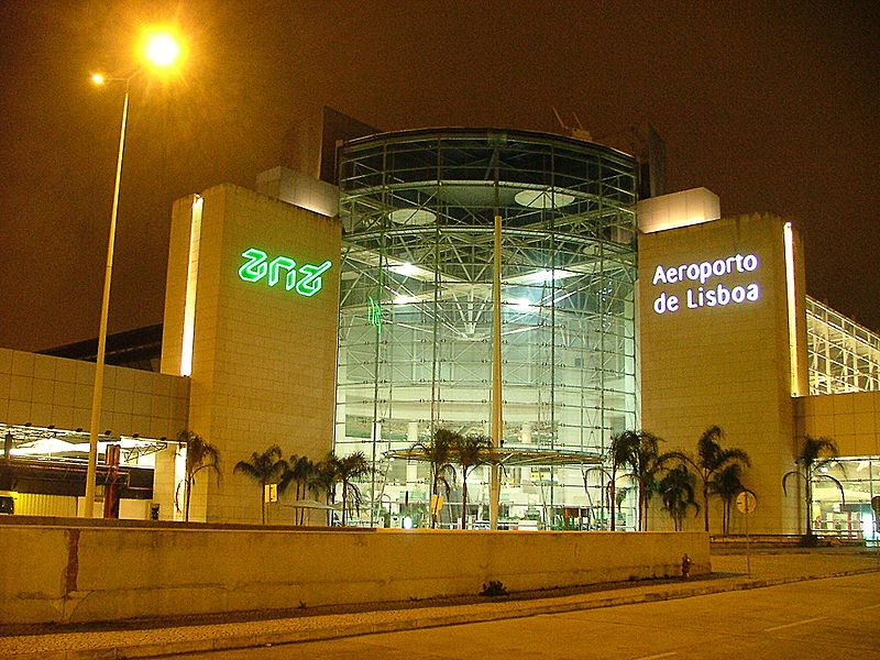 Ficheiro:Airport Lisbon a.JPG