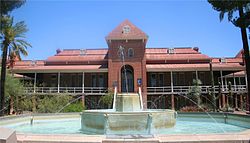 Arizona Uni fountain.jpg