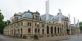 Empfangsgebäude des Bahnhofs, heute: Festspielhaus