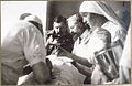 Simone Menier, infirmière major et administratrice de l'hôpital de Chenonceau pendant une opération, entre 1914 et 1918.