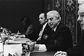 Ханс Бангентер (в центре) и Артемио Франки в ноябре 1979