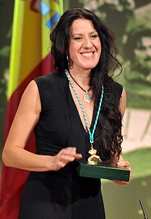 Entrega de distinciones. María Pagés (6305148683) (cropped).jpg