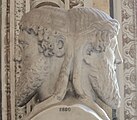 La figure de Janus du panthéon étrusco-romain, fondateur mythique du mont Janiculus.