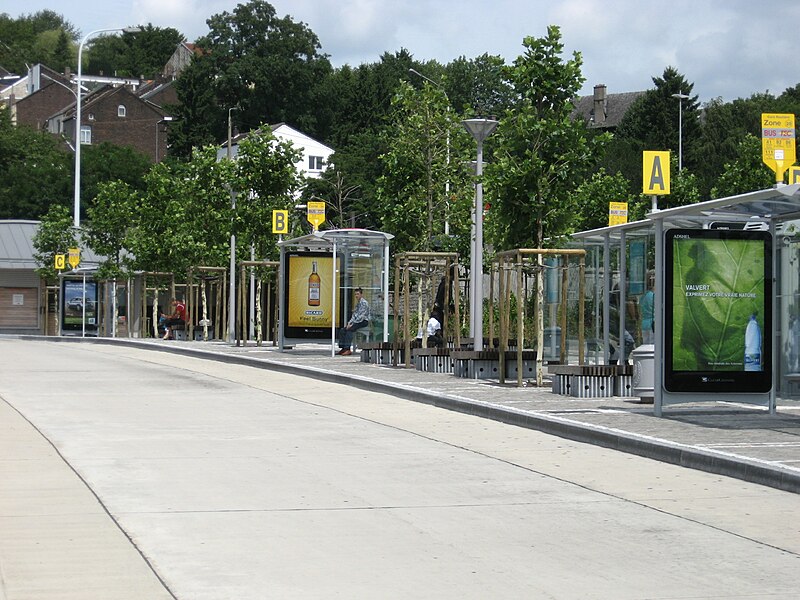 File:Jeneppe busstation.JPG - Wikimedia Com