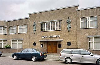 hoofdingang op Hoogeinde nr 35